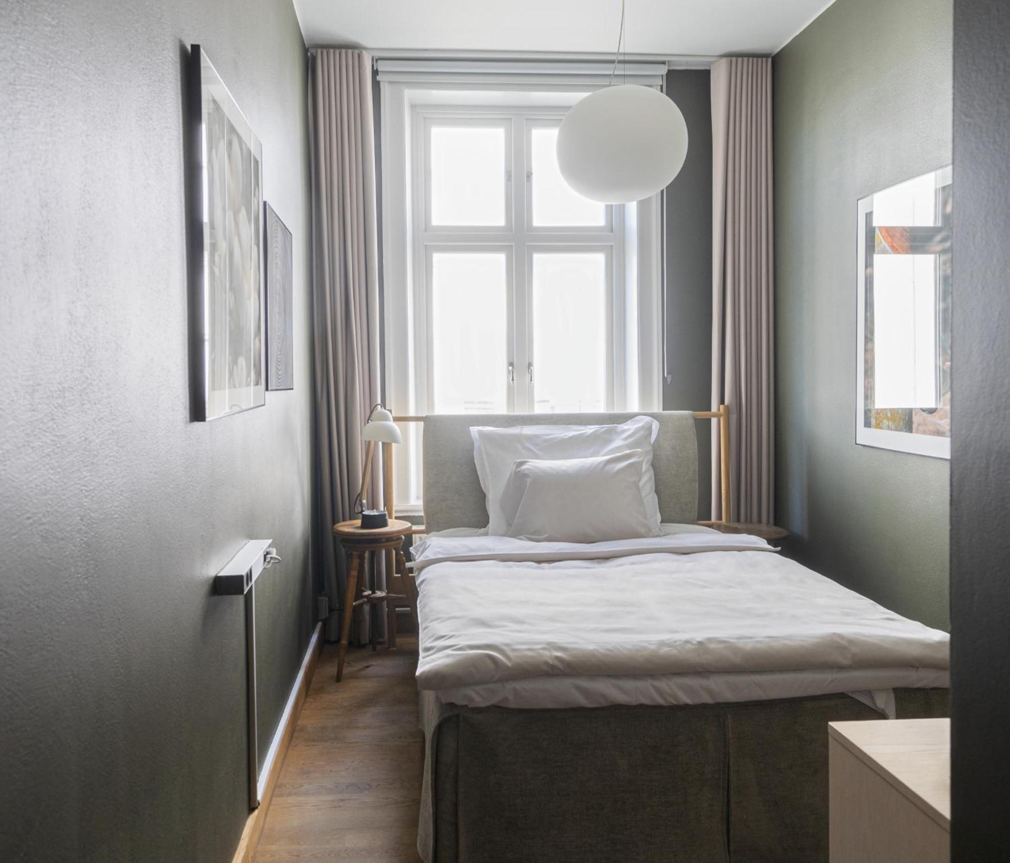 Twentysix Hotel