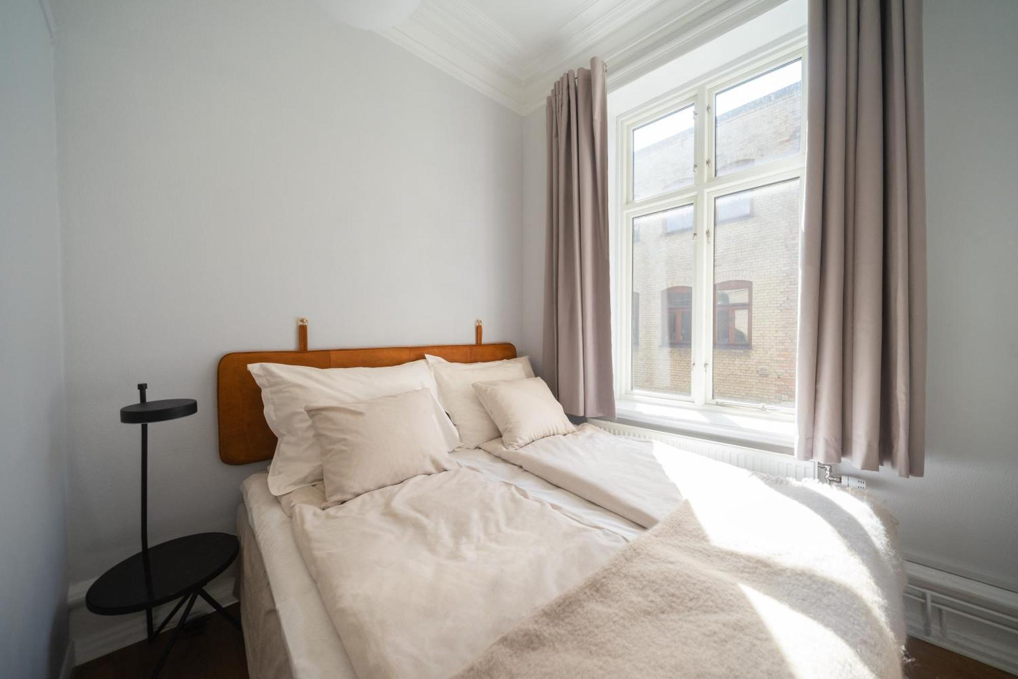 Twentysix Hotel
